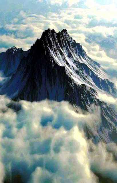 Mount Olympus Thessaly – Home of the twelve Greek gods. 2,917 m (9,570 ft)] the highest mountain in Greece.